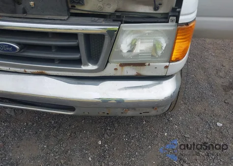2005 Ford E-350 Super Duty Chateau/Xl/Xlt from USA, damaged, VIN 1FBNE31L45HA32044